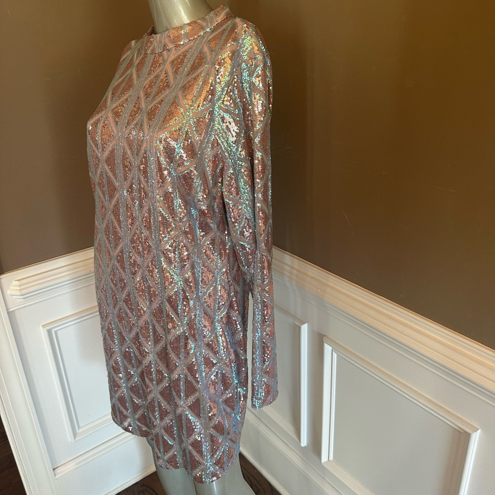NWT Fashion Nova Sequin Mini Dress – Rose Gold Long Sleeve Bodycon Sz 2X - Picture 4 of 6